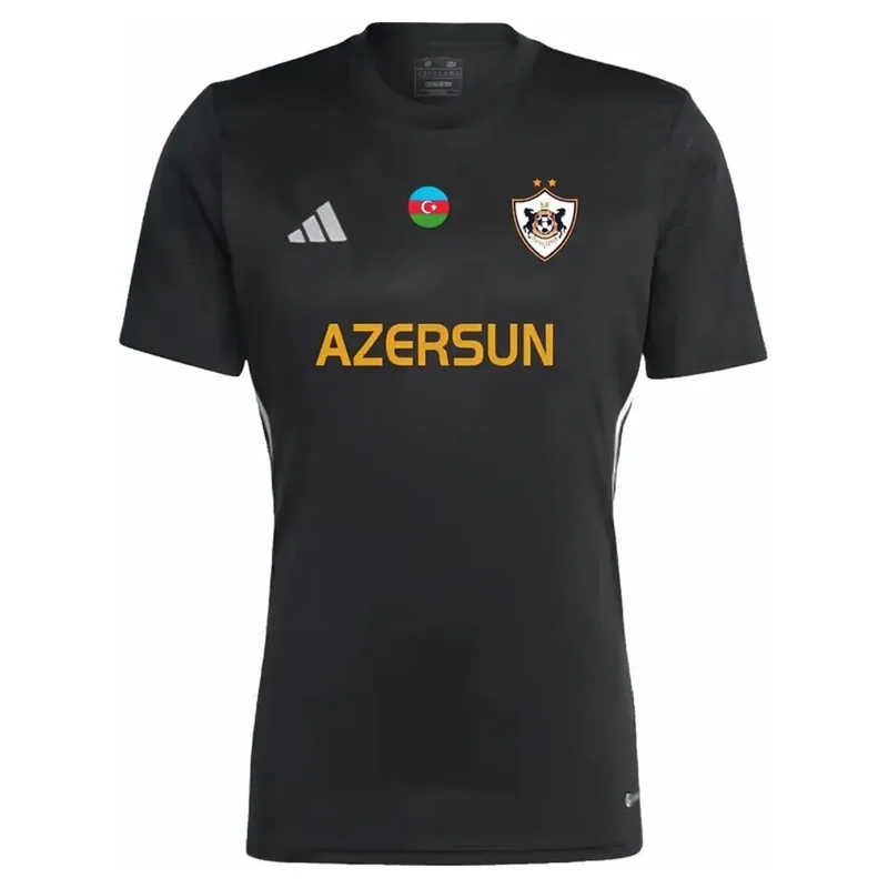 Qarabağ FK ev forması